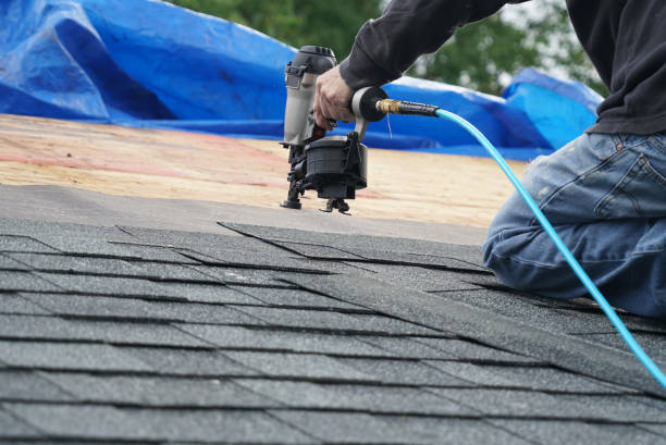 Best Best Roofing Contractors  in Carbondale, KS